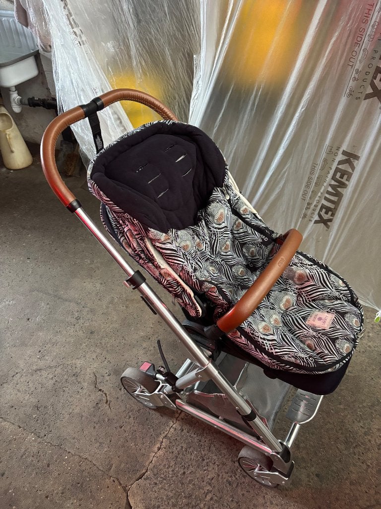 Kinderwagen met draagmand en accesoires, Kinderen en Baby's, Kinderwagens en Combinaties, Zo goed als nieuw, Combiwagen, Met reiswieg