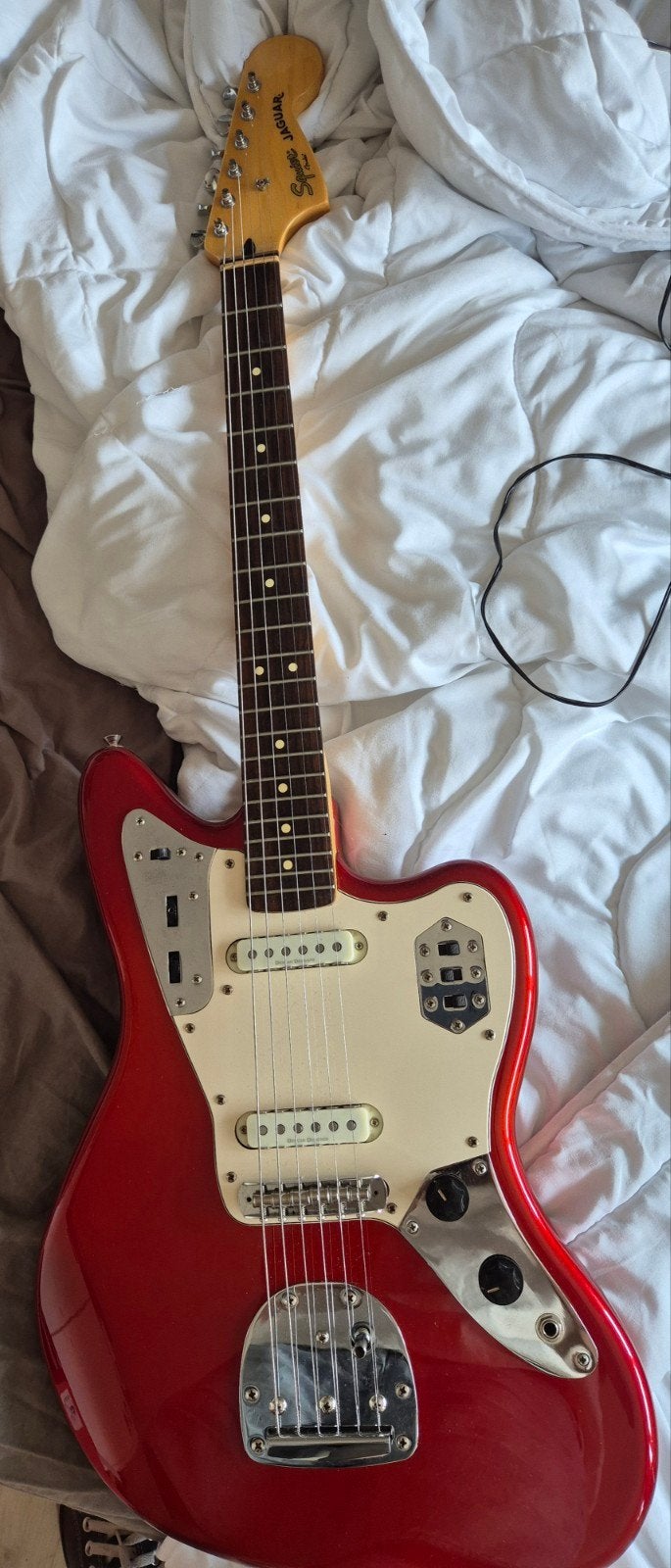 Squier Jaguar Vintage modified Candy apple red, Musique & Instruments, Enlèvement, Comme neuf, Fender