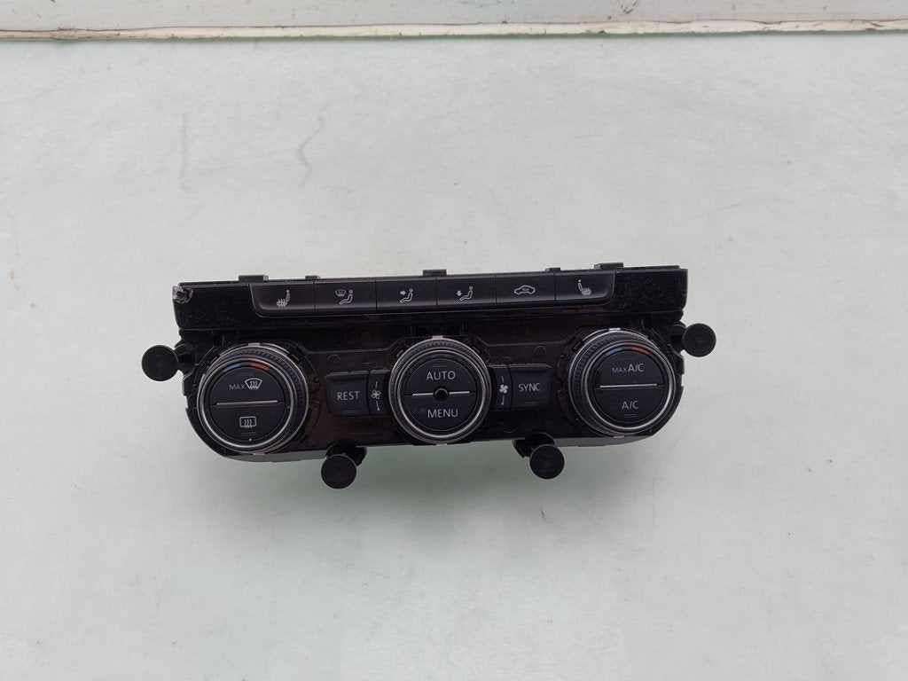PANNEAU DE COMMANDE CHAUFFAGE CLIMATISATION Passat (3G2), Dhr. J. Ham, Volkswagen, Administratie@autoham.nl, Utilisé
