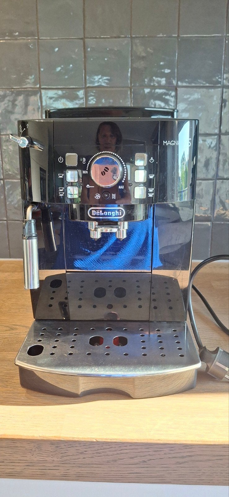 Delonghi Magnifica S espressomachine, Elektronische apparatuur, Koffiezetapparaten, Ophalen, Gebruikt, Espresso apparaat