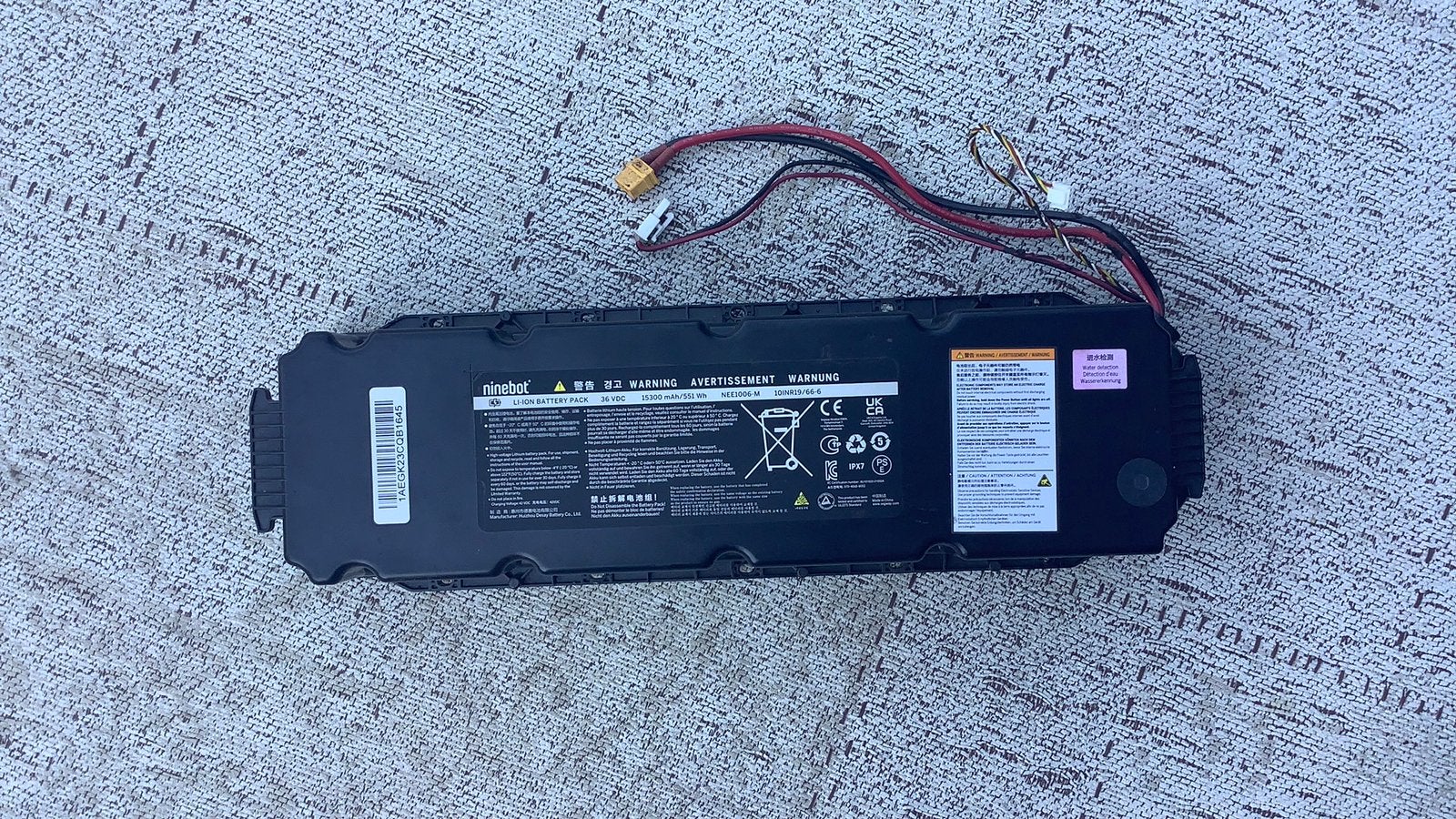 2 batterijen ninebot G 30 Max per st 100€ of voor 2batt 150€, Ophalen, Zo goed als nieuw