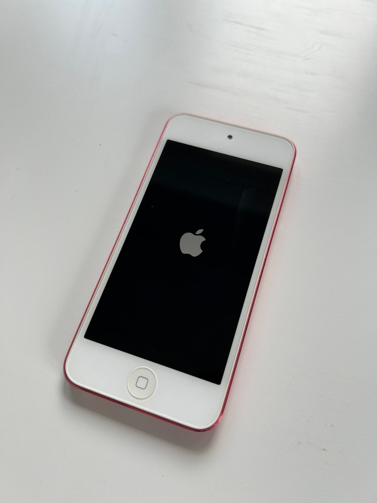 iPod touch 5e génération, TV, Hi-fi & Vidéo, Lecteurs Mp3 | Apple iPod, Enlèvement ou Envoi, Comme neuf, Autres couleurs, Touch