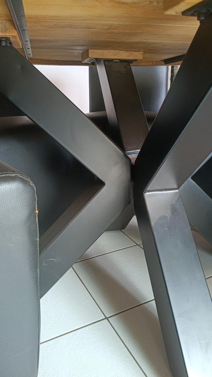 eettafel mangohout, Ophalen