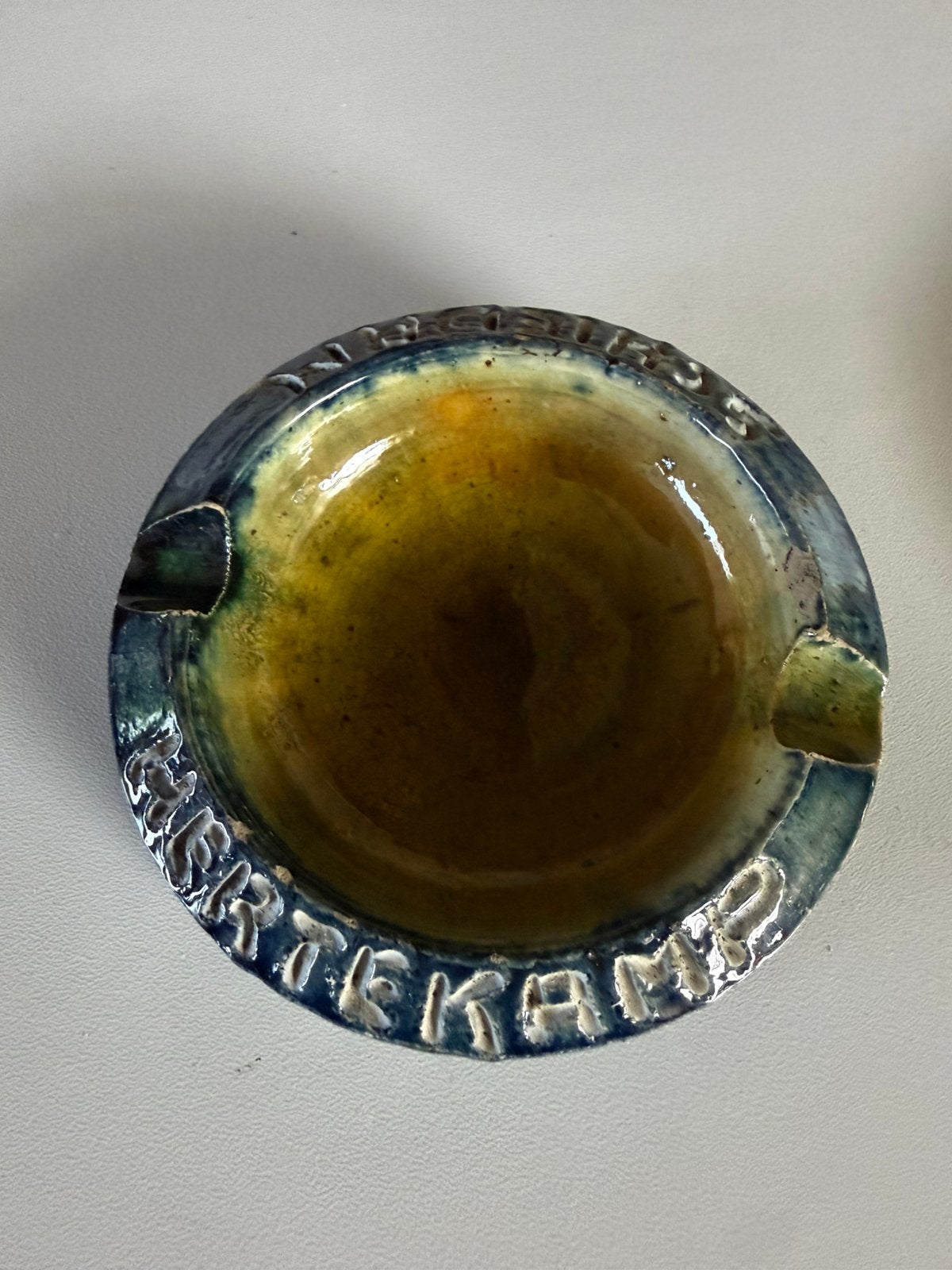 Vintage gres aardewerk-asbak Hertekamp jenever – Jaren 70, Collections, Enlèvement, Comme neuf, Cendrier
