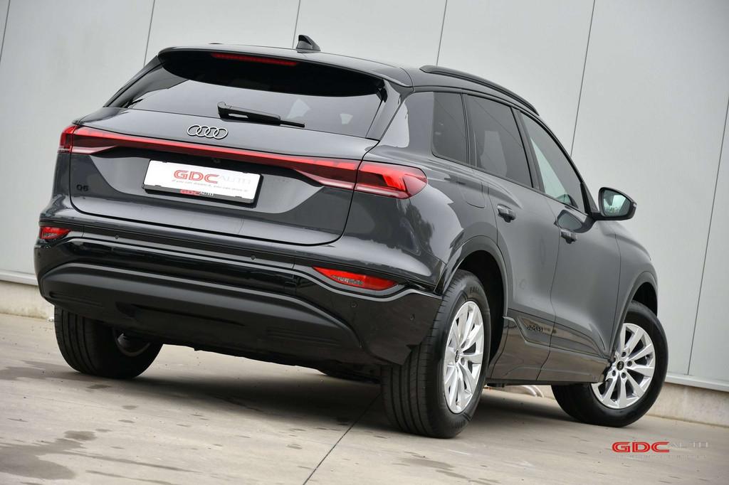 Audi Q6 e-tron Q6 e-tron I 360 CAM I WAARBORG 2030 I ACC, Auto's, Gebruikt, Zwart, 5 zetels, SUV of Terreinwagen