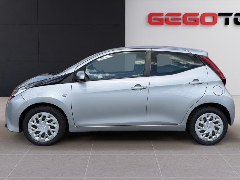 Toyota Aygo play, Auto's, Toyota, Electronic Stability Program (ESP), Handgeschakeld, 5 deurs, Zilver of Grijs