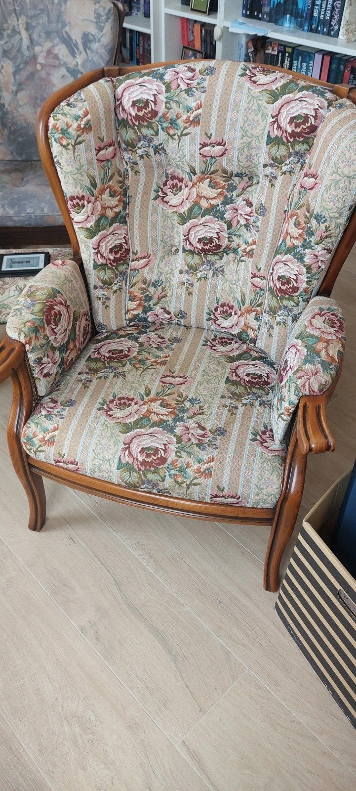 Vintage oorfauteuil, Huis en Inrichting, Ophalen