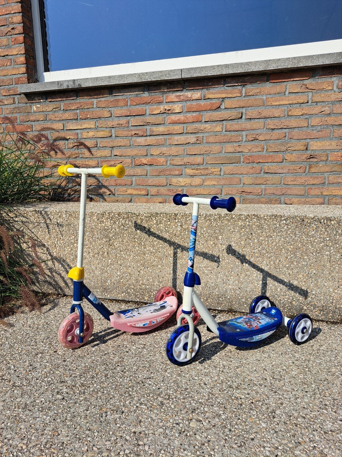 Step Cars/Avengers, Enlèvement