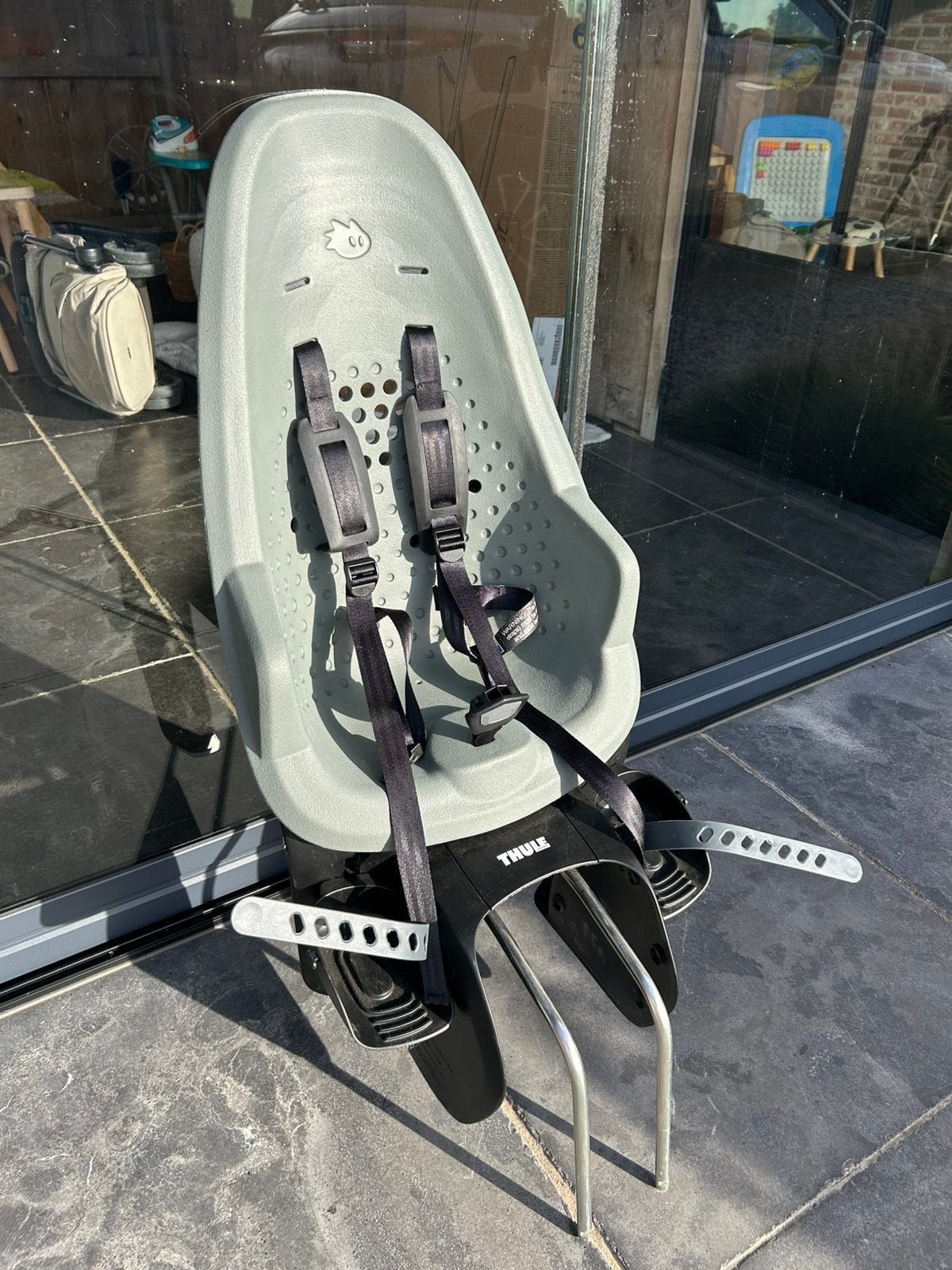 Kindersoel Thule Yepp Maxi frame mount, Fietsen en Brommers, Ophalen, Zo goed als nieuw