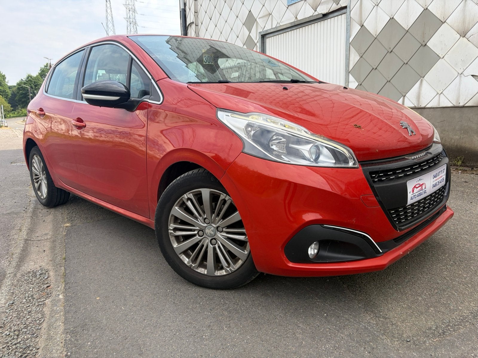 Peugeot 208 208 1.2 PureTech Allure S, Rouge, Achat, Euro 6, Entreprise
