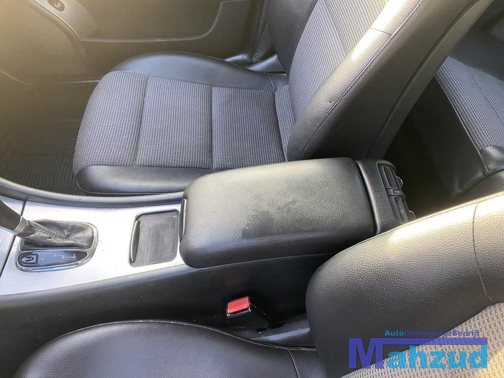 MERCEDES C-KLASSE W203 S203 armsteun 2001-2007, Auto-onderdelen, Gebruikt, Mercedes-Benz AG, Mercedes-Benz, Mercedesstrasse 120
70372  Stuttgart, DE