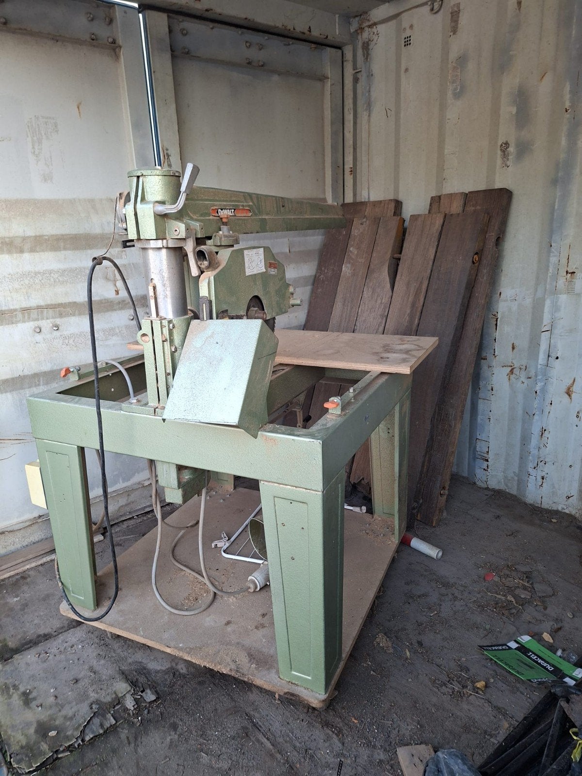 radial zaagmachine, Ophalen