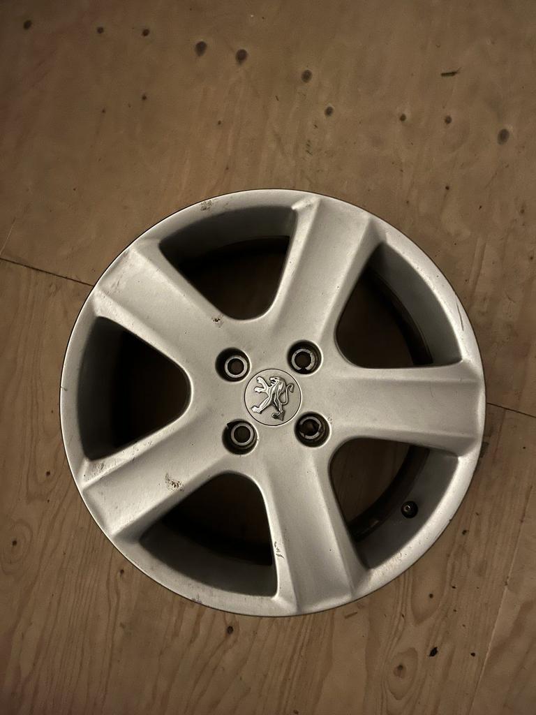 Peugeot velg 17 inch, Auto-onderdelen, Gebruikt, -, -, Ophalen of Verzenden