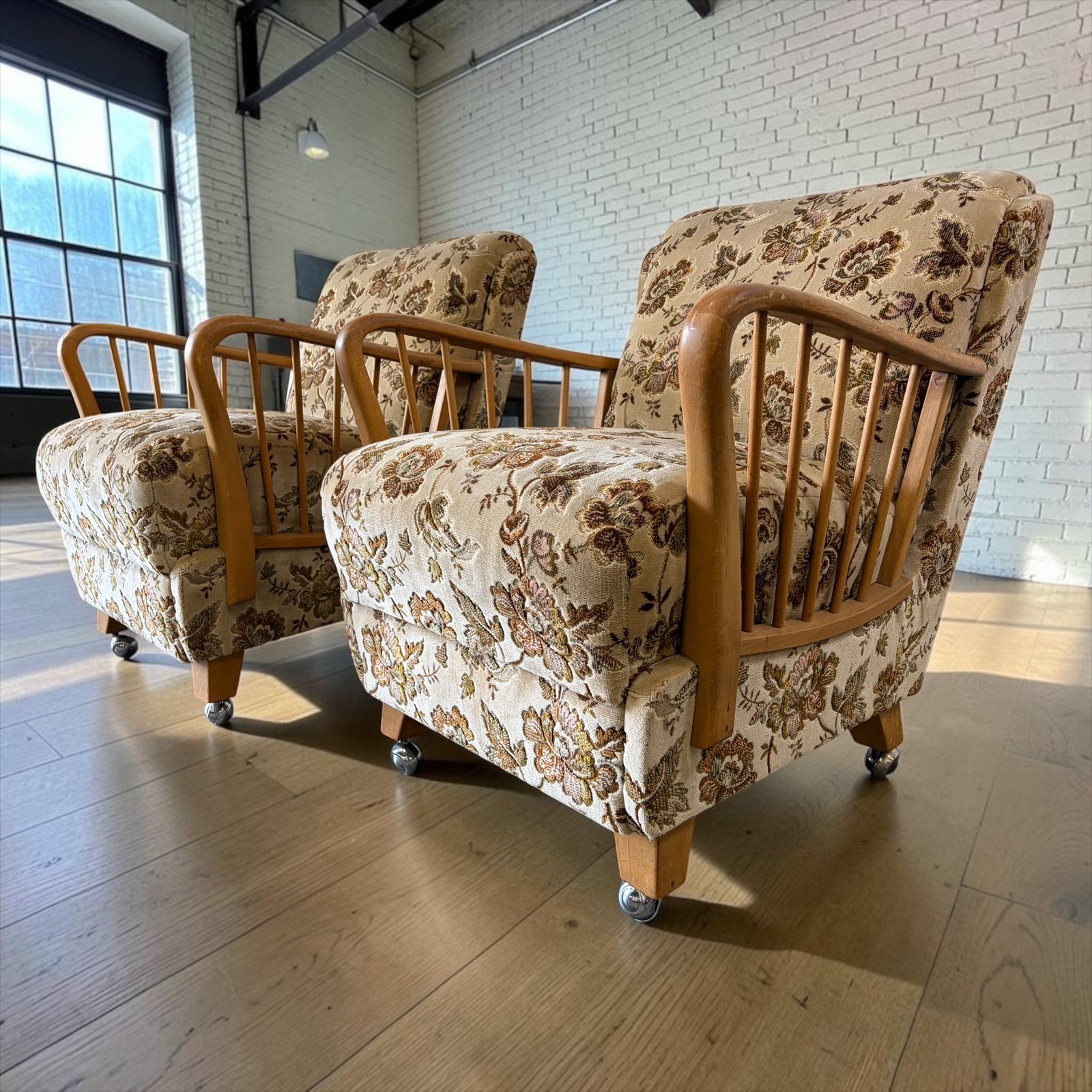 Ensemble de 2 sièges simples/fauteuils vintage en bois, Antiquités & Art, Envoi