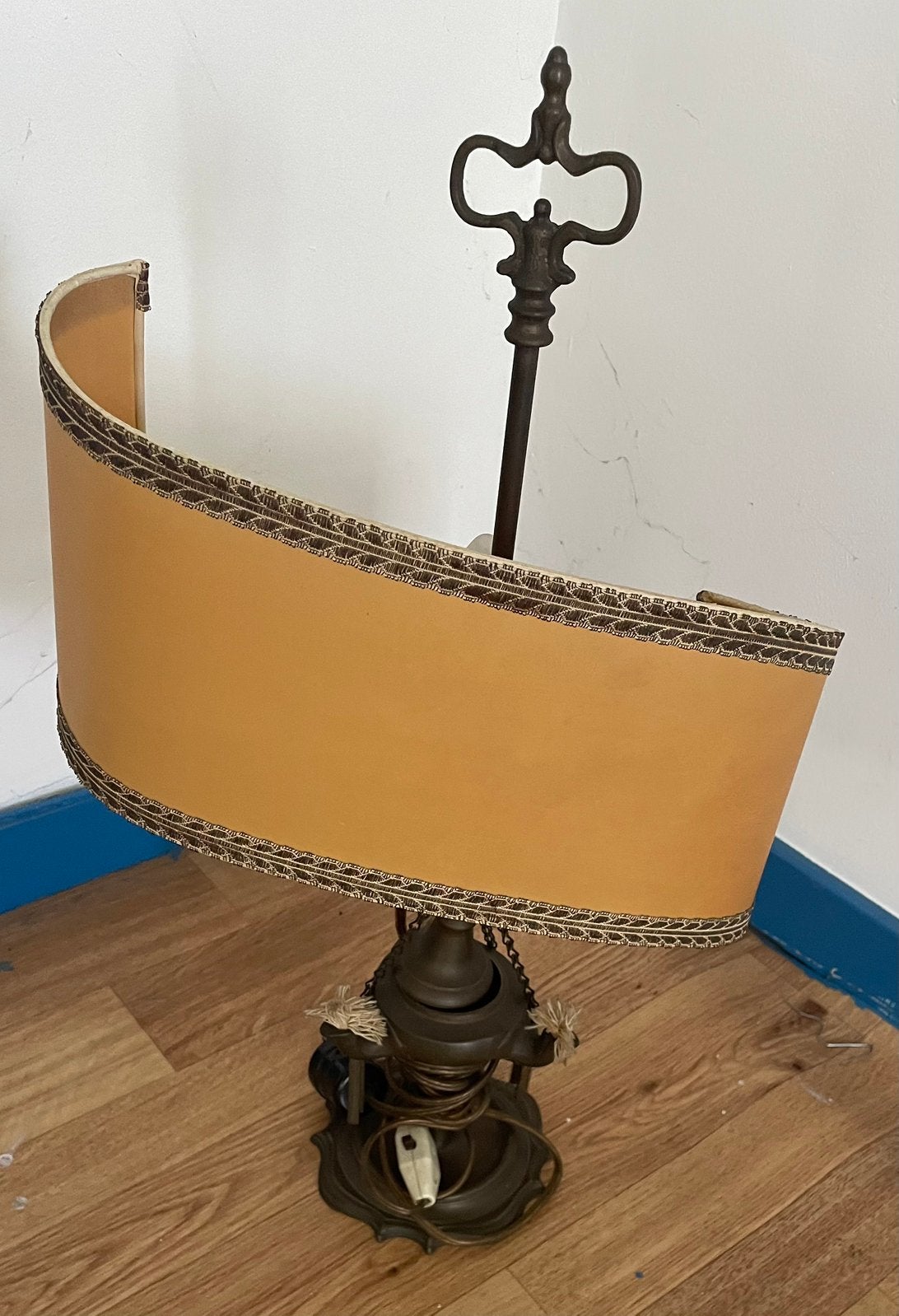 Decoratieve Tafellamp in Vintage Stijl, Ophalen, Zo goed als nieuw