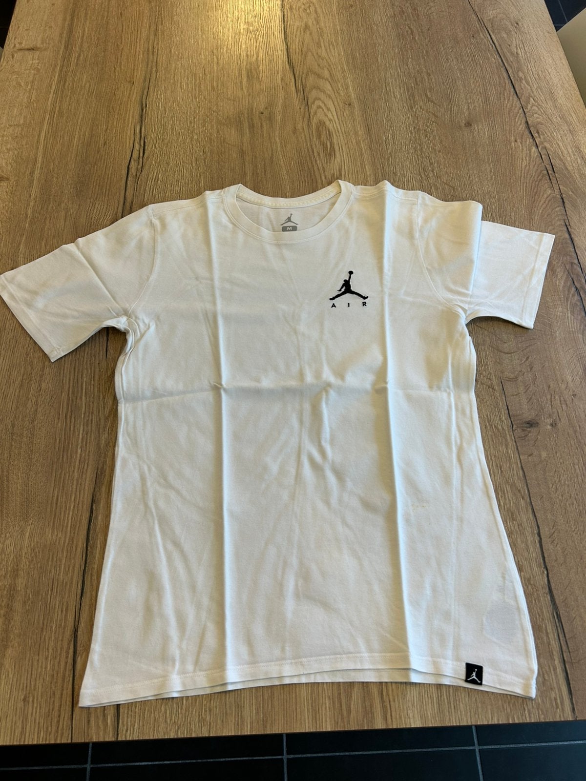 T shirt Heren.Air Jordan.M, Kleding | Heren, T-shirts, Ophalen of Verzenden, Zo goed als nieuw, Wit