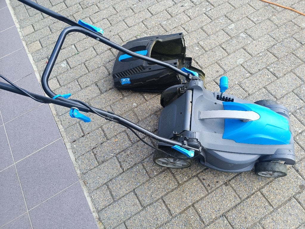 Grasmaaier elektrisch gamma 30euro, Ophalen, Cirkelmaaier, Gebruikt, Elektrische grasmaaier