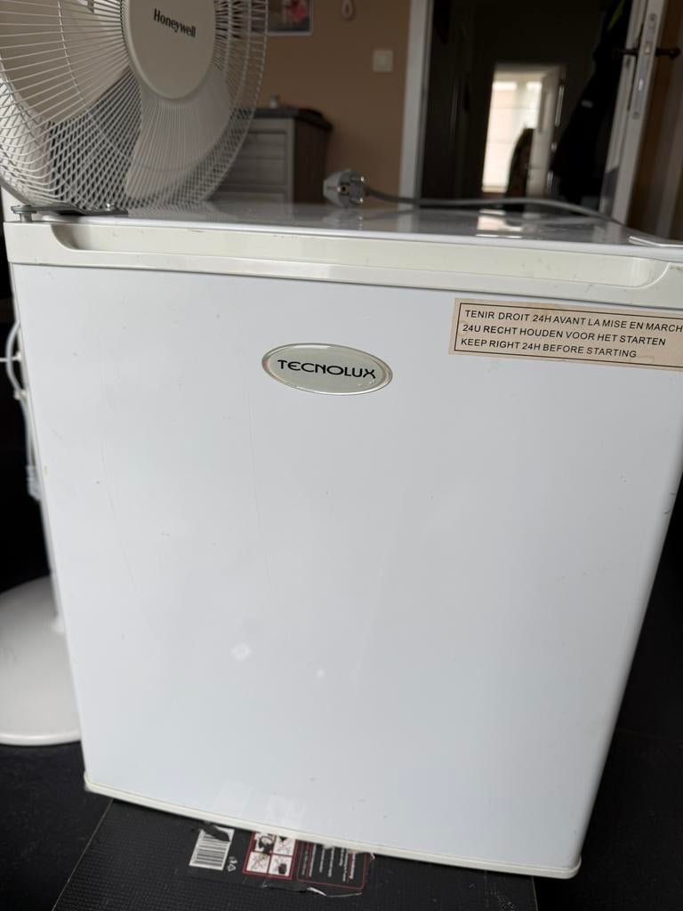 Diepvriezer 35 l tafelmodel, Elektronische apparatuur, Ophalen, Zo goed als nieuw