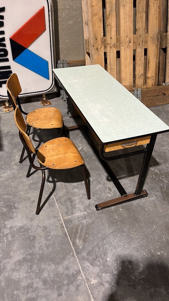 Lessenaar - kinderbankje - pupitre - bureau, Ophalen, Gebruikt