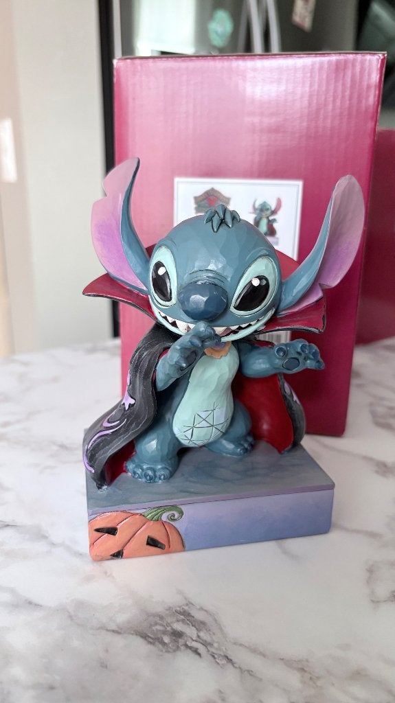 STITCH VAMPIRE - DISNEY TRADITIONS, Enlèvement ou Envoi, Autres personnages, Comme neuf, Statue ou Figurine