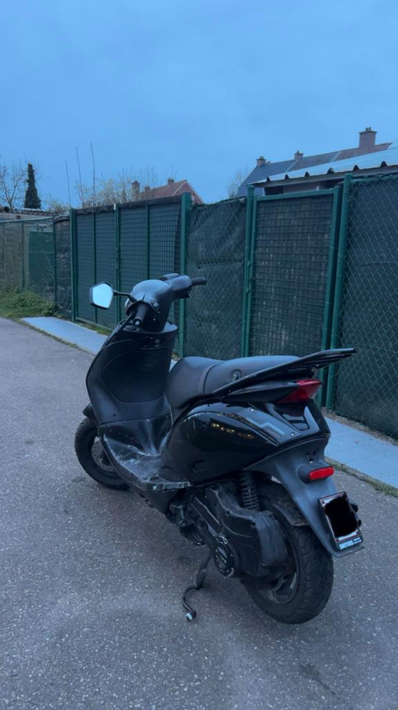 Zip 50 cc, Fietsen en Brommers, Scooters | Piaggio, Ophalen, Zo goed als nieuw, Zip