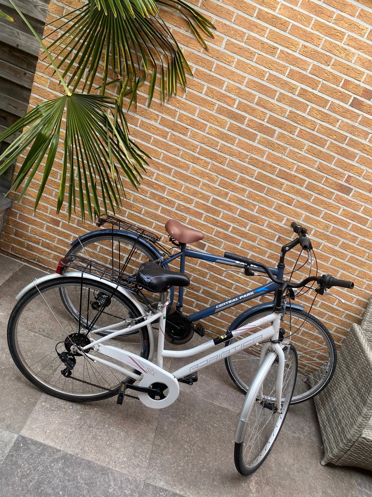 2 fietsen in goede staat, Ophalen, Zo goed als nieuw