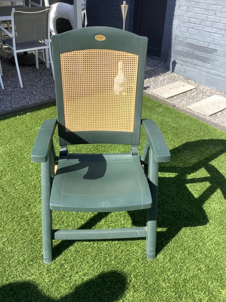 Tuinstoel, Ophalen, Zo goed als nieuw