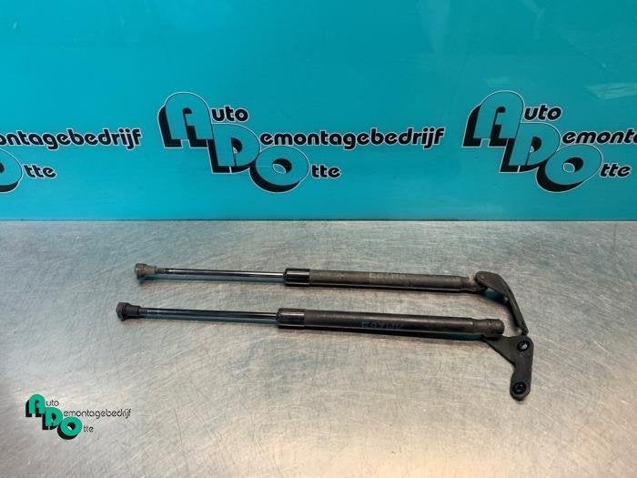 Kit amortisseur gaz hayon d'un BMW 1-Serie (1-Serie 03-), -, 3 mois de garantie, Utilisé, -