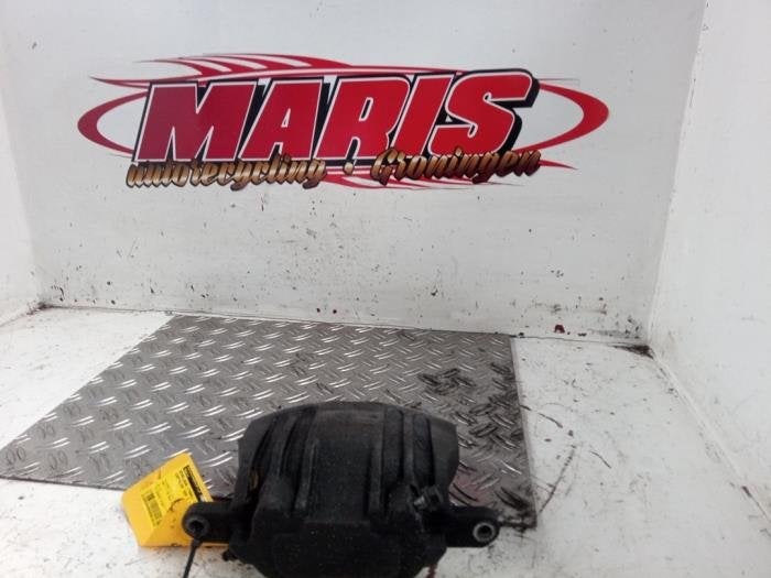 Etrier de frein (pince) avant gauche d'un Chrysler 300 C, -, 3 mois de garantie, Utilisé, -