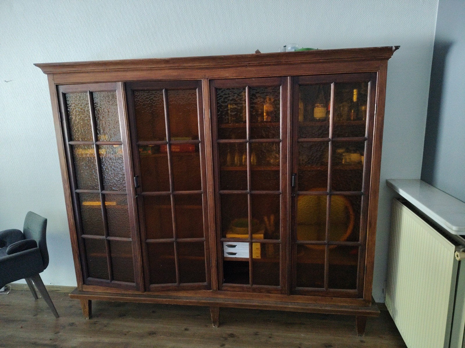 boekenkast 100 jaar oud, Ophalen