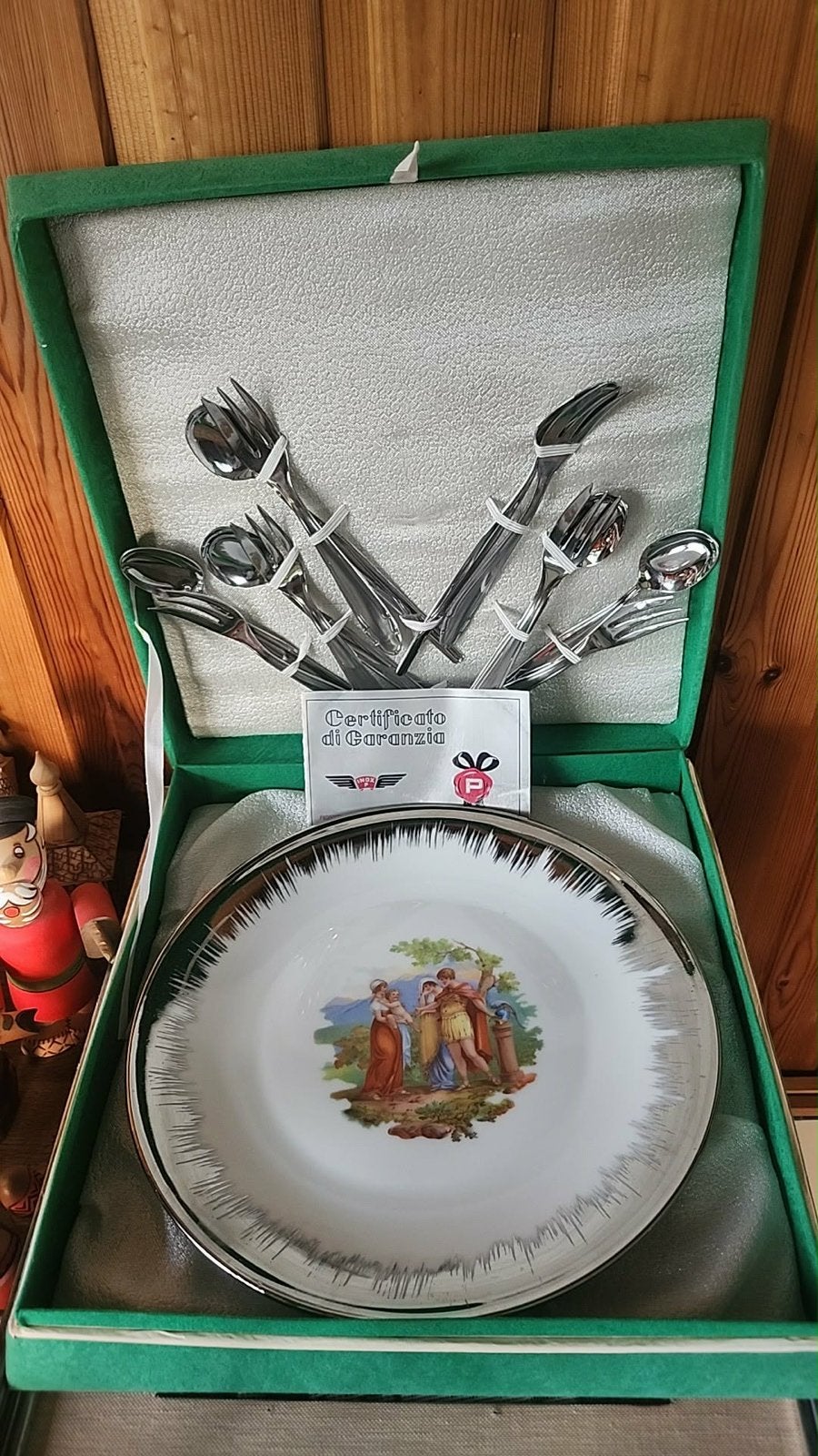 Porseleinen doos uit 1950, Ophalen, Zo goed als nieuw