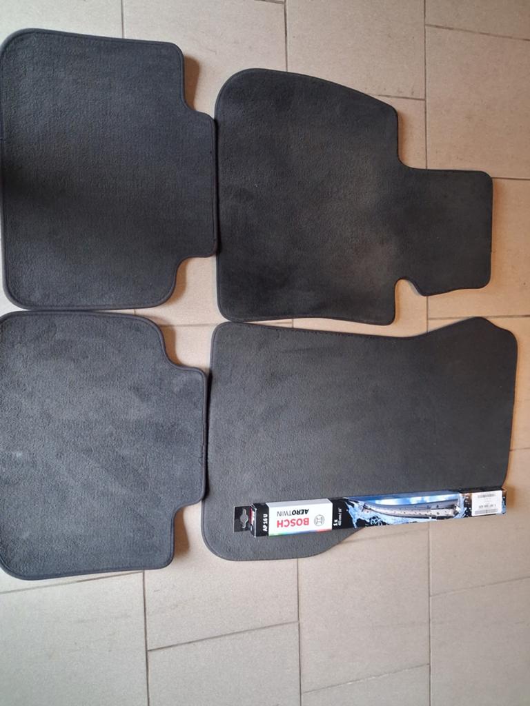 Tapis + essuie-glace conducteur pour BMW x1 à partir de 2015, Enlèvement