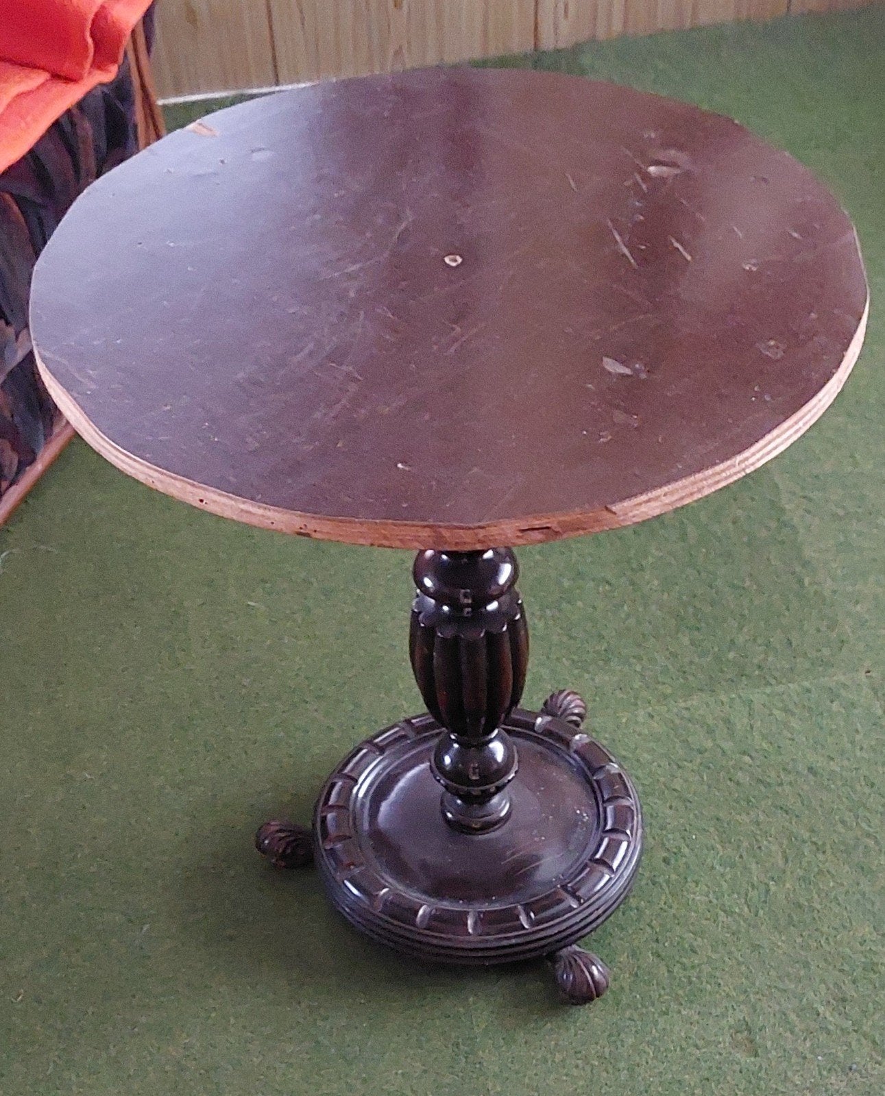 Antieken ronde bijzettafel donkerbruin hout, Ophalen