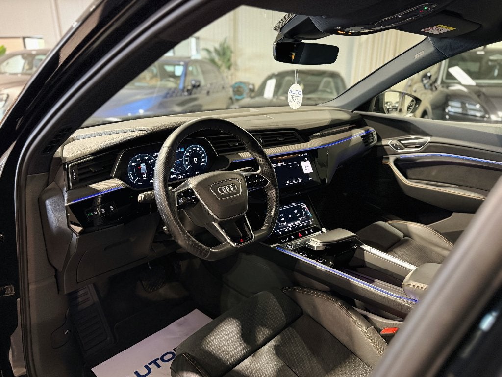 Audi E-Tron 50 Quattro S-Line ‘Black Edition’ - Garantie, Auto's, Automaat, Dealer onderhouden, 230 kW, Zwart