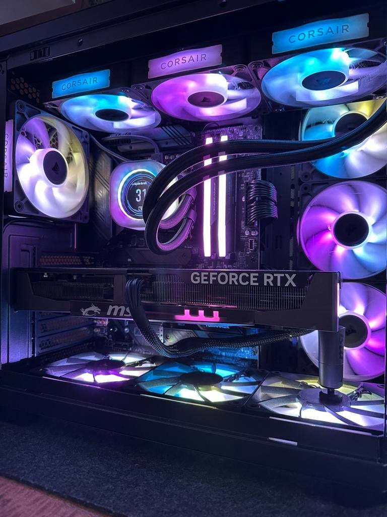 PC Gamer - RTX 5070 - R7 7800X3D - 32GB RAM - 2TB SSD, Informatique & Logiciels, Ordinateurs de bureau, Comme neuf, 4 Ghz ou plus
