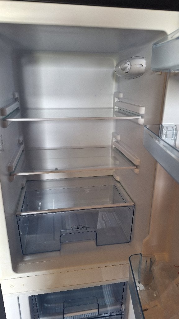 Domo frigo, Ophalen, Zo goed als nieuw, Met vriesvak