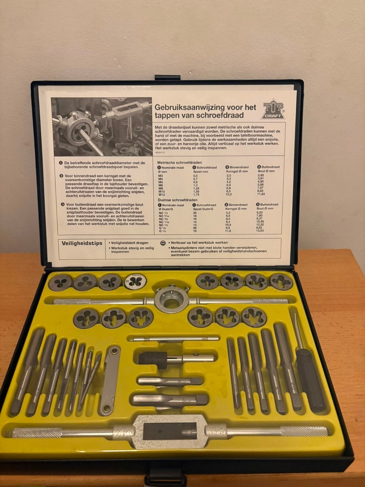 Schroefdraad Gereedschap Set, Doe-het-zelf en Bouw, Gereedschap | Handgereedschap, Ophalen