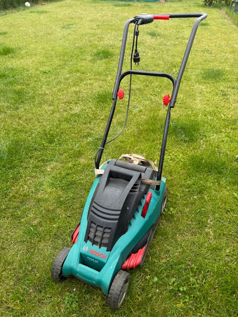 Bosch grasmaaier, Ophalen, Gebruikt, Opvangbak