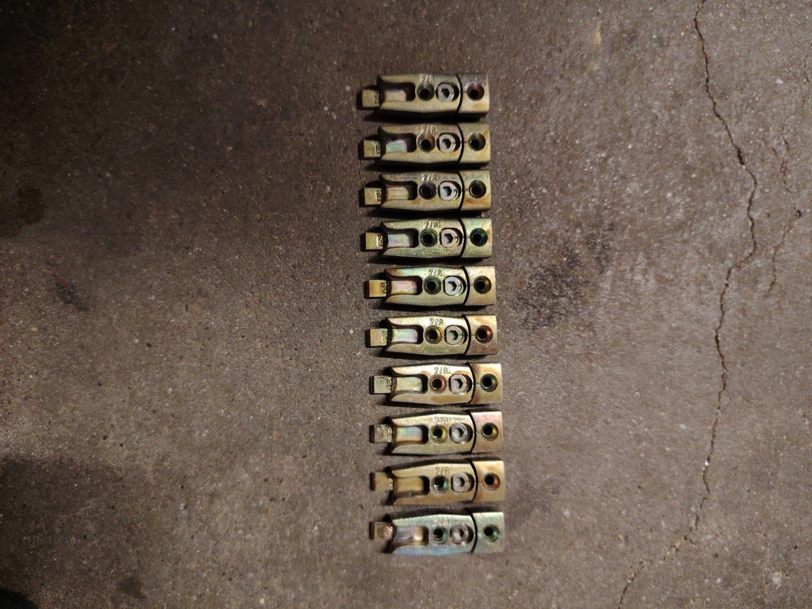 Quincaillerie fenêtres x10, Enlèvement ou Envoi