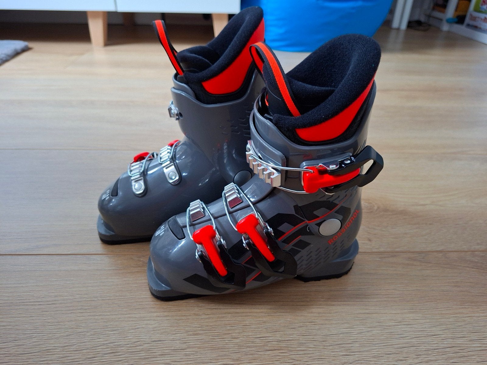 skischoen rossignol hero J3 maat 18.5, Ophalen, Gebruikt, Rossignol, Schoenen