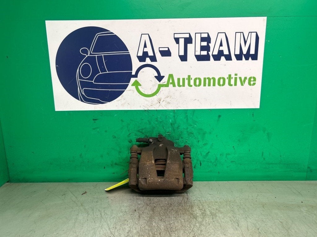 ETRIER DE FREIN AVANT DROIT Opel Corsa D (01-2006/12-2014), Robert Bosch AG, Opel, Utilisé, Robert-Bosch-Allee 1
74232  Abstatt, DE