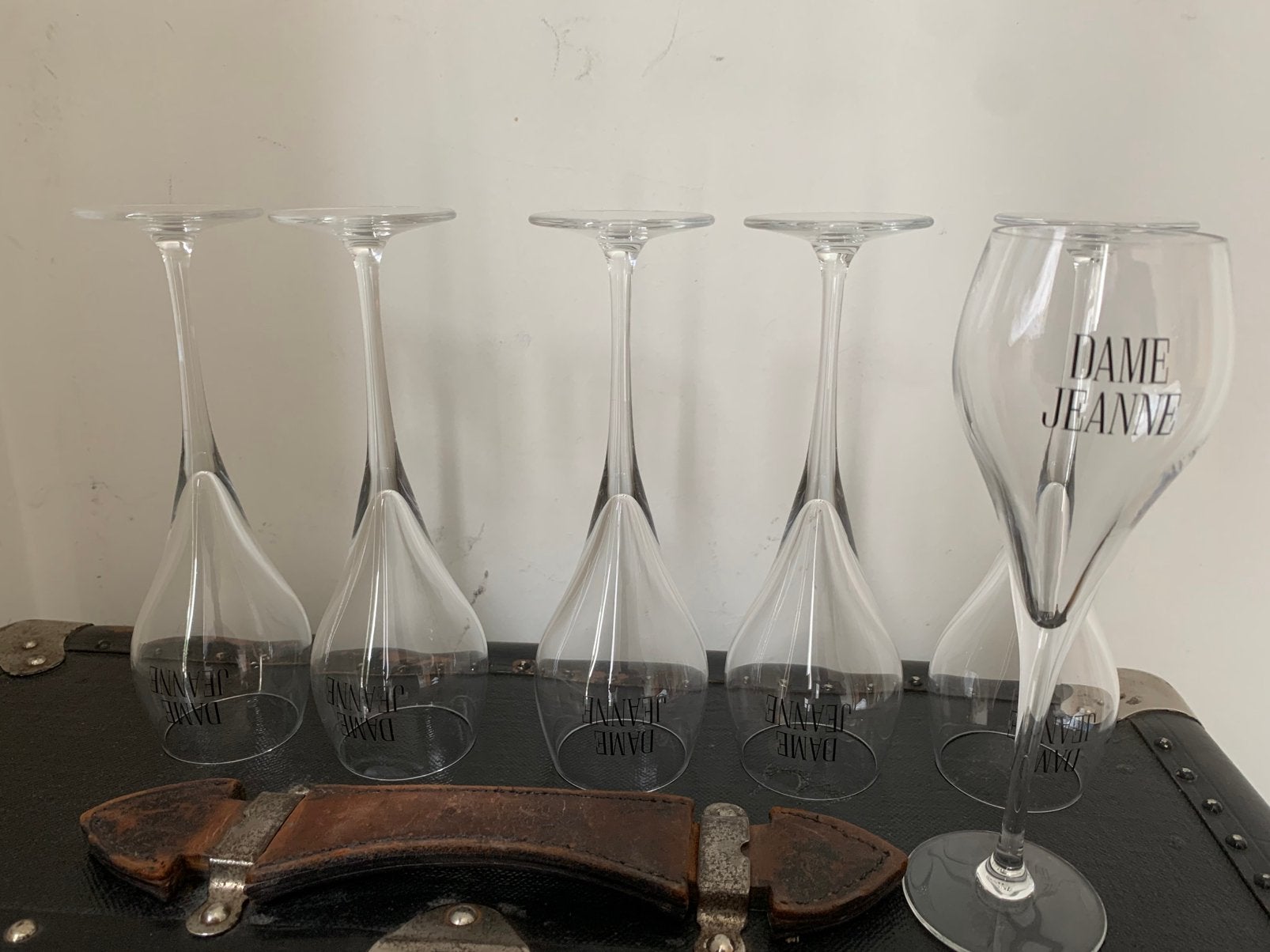 Six verres sur pied type flûte six pièces, Enlèvement ou Envoi, Comme neuf