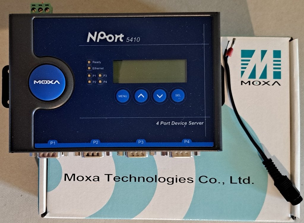Moxa NPort 5410, Ethernet data <duplex> 4x RS-232 ports, Ophalen, Zo goed als nieuw, Extern, Moxa