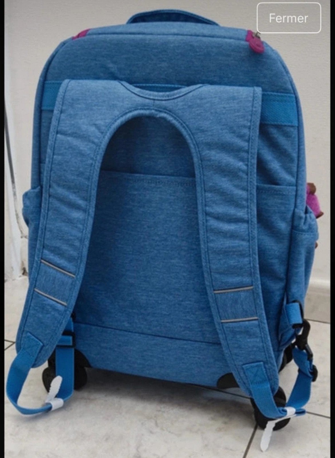 Nieuwe boekentas van Kipling, Diversen, Ophalen
