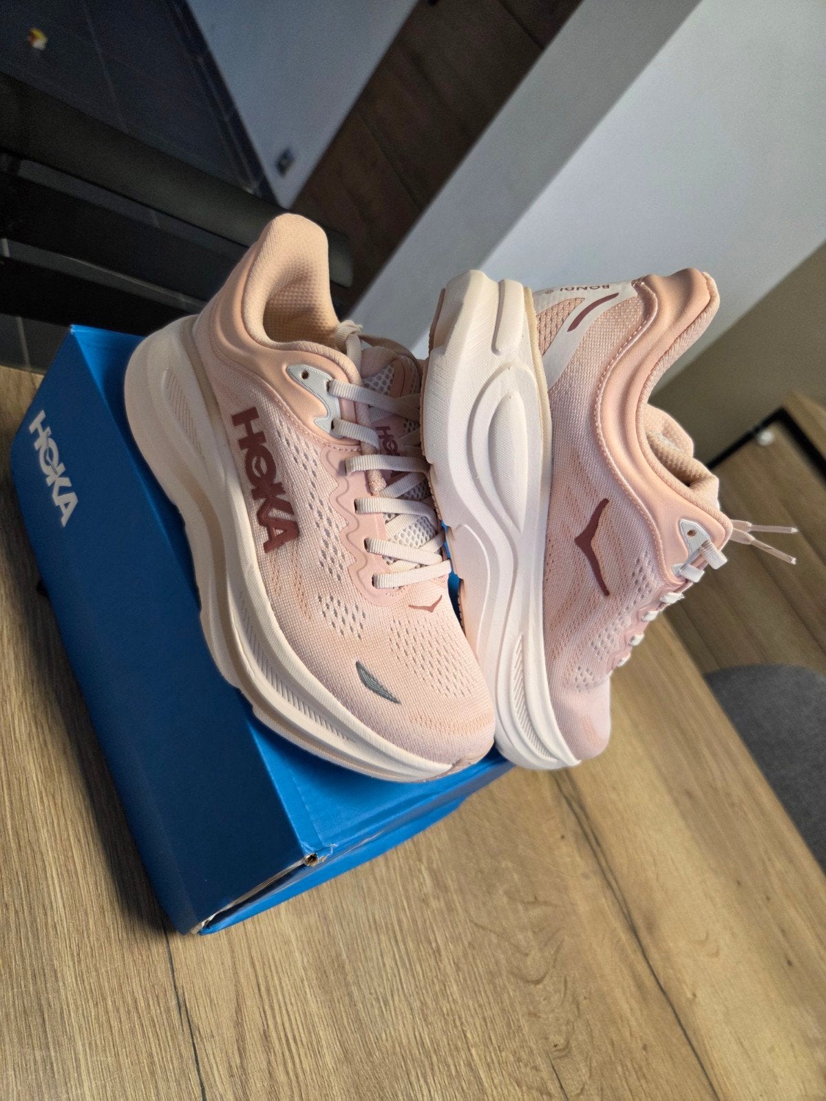 hoka bondi 9 T39, Neuf, Autres marques, Course à pied, Chaussures de course à pied