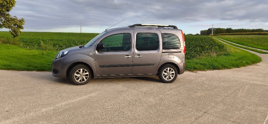 Renault Kangoo 1.2cc 2018 (1e Prop.), Argent ou Gris, Achat, Euro 6, 5 portes