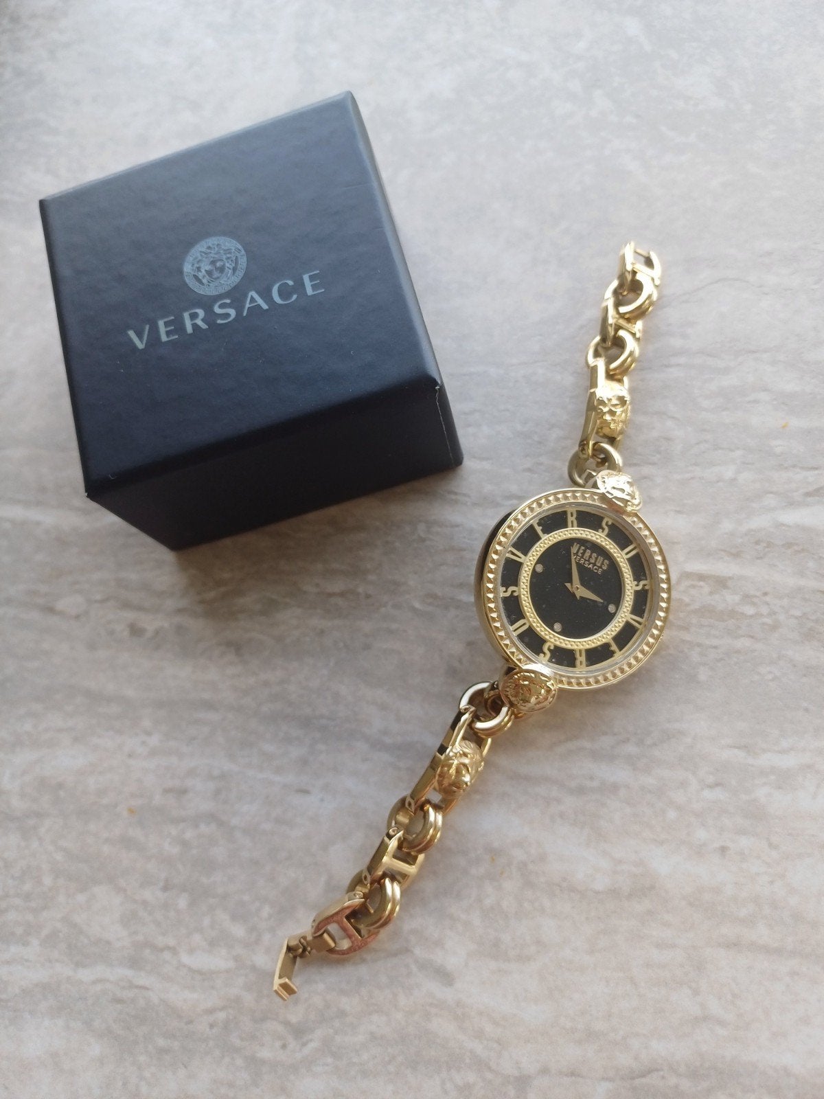 VERSUS VERSACE Les Docks watch, Ophalen, Verstelbaar, Zwart, Nieuw