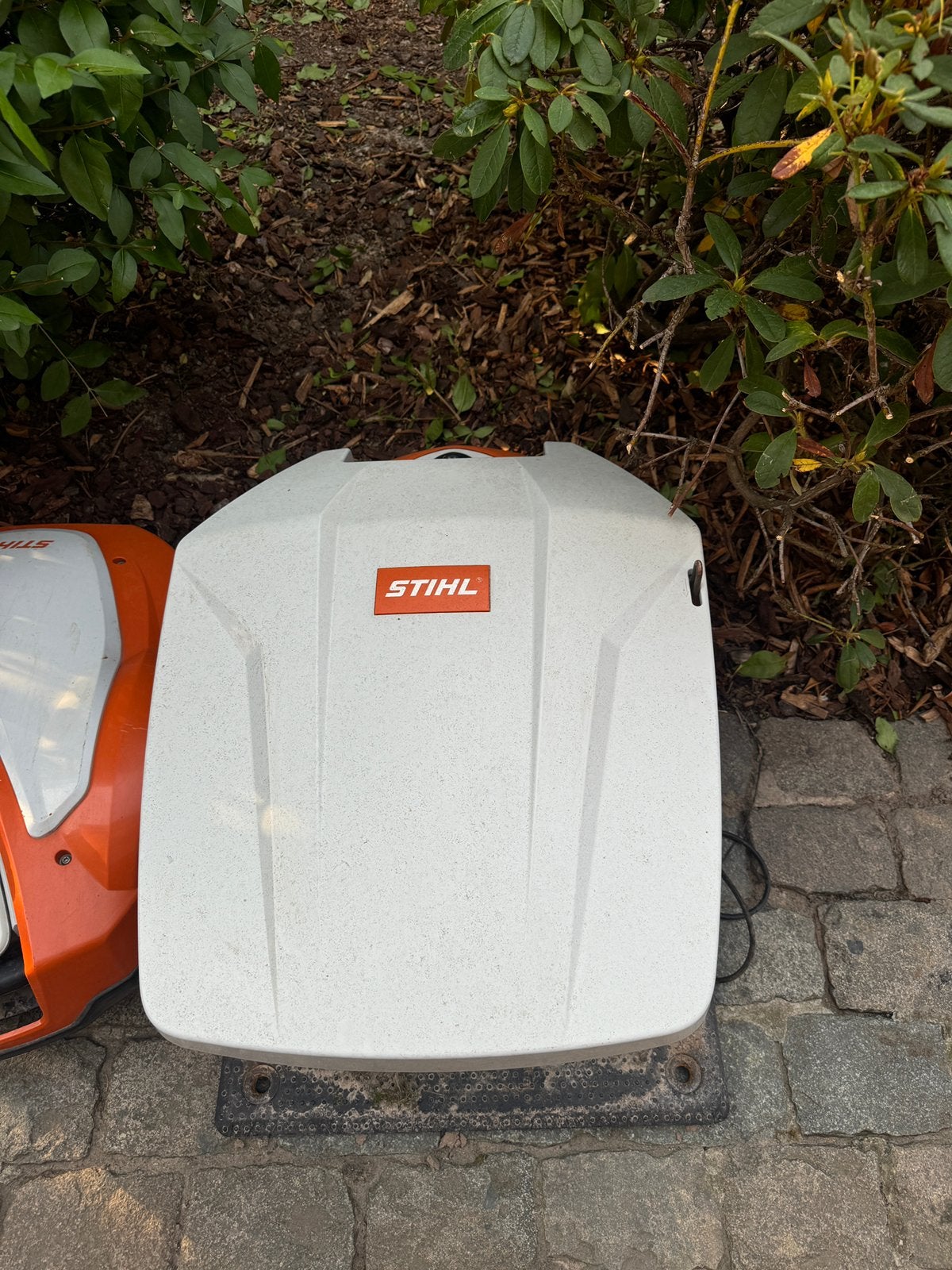 STIHL iMOW RMI 632 C Robotmaaier + laadstation – €200, Enlèvement
