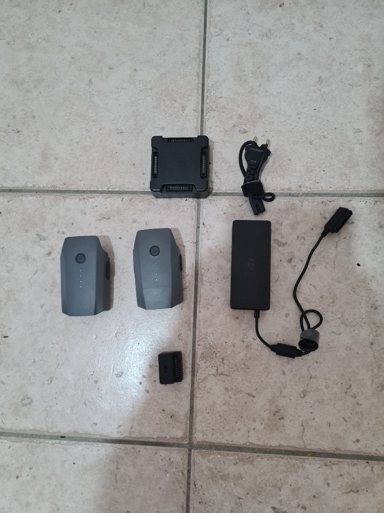 DJI Mavic Pro(Nieuwstaat)+ 2Accu's, Filters & Extra Props, 250 tot 900 gram, Ophalen of Verzenden, Zo goed als nieuw, DJI