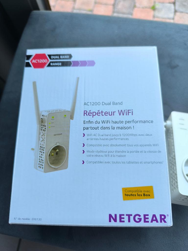 2 Répéteurs  Wifi Netgear EX6130, Ophalen of Verzenden, Zo goed als nieuw, Netgear